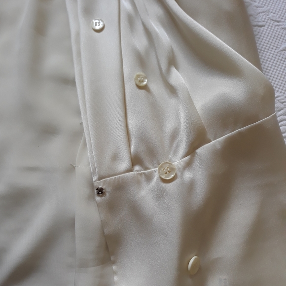 Talbots blouse - Picture 2 of 12